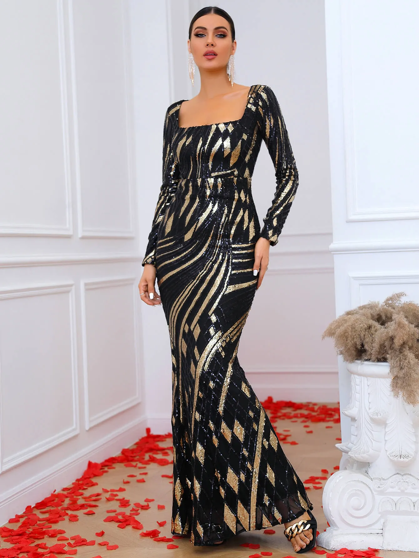 Contrast Sequin Zip-Back Maxi Dress