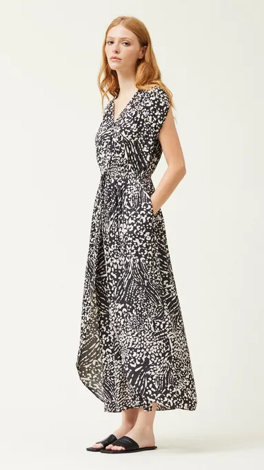 Evelyn Midi Dress in Black and Ivory