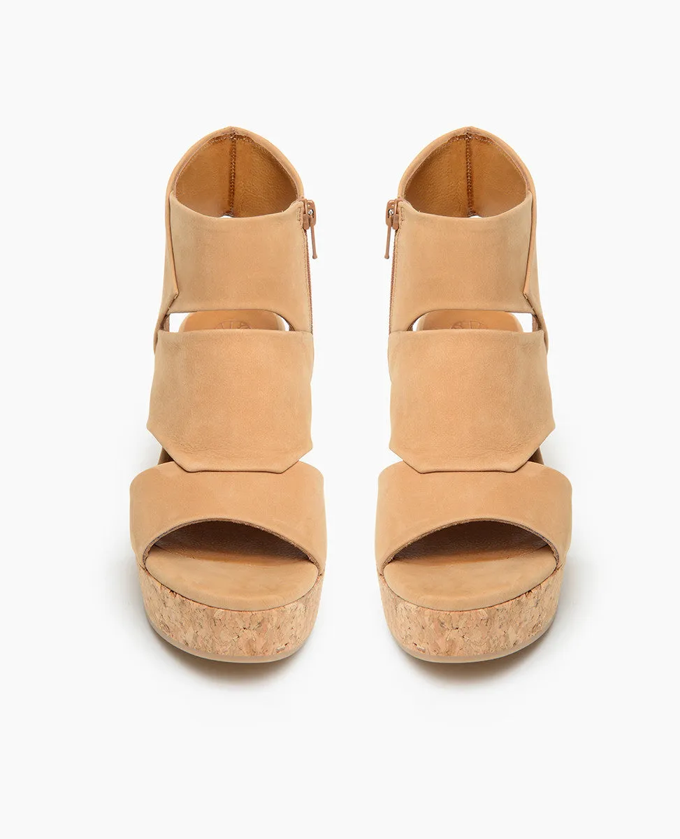 Gia Wedge